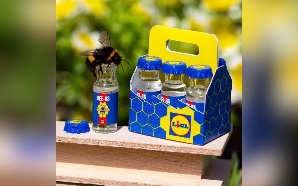 Lidl rozdawał napój dla pszczół